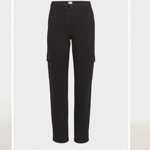 NWT: ARTIZA Modern Cargo Pant